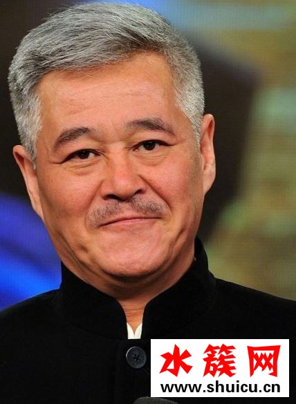 范偉趙本山同框怎么回事 范偉趙本山時隔十年再同框引網友淚目 范偉趙本山同框怎么回事