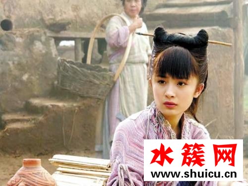 楊冪大頭貼舊照曝光 整容沒整容你們心里沒點數(shù)?