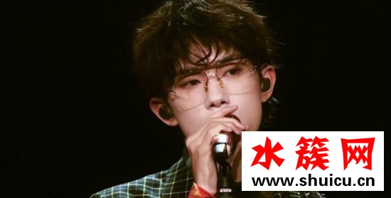 易烊千璽新發型