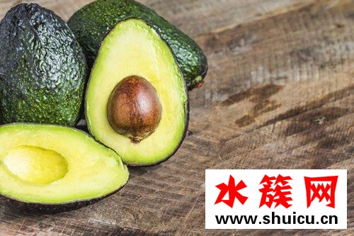 牛油果可以做面膜嗎 牛油果怎么做面膜 牛油果可以做面膜嗎