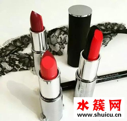 醉玲瓏劉詩詩口紅色號 醉玲瓏劉詩詩口紅是什么顏色 醉玲瓏鳳卿塵口紅什么顏色