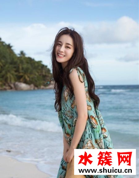 迪麗熱巴最新短發(fā)造型