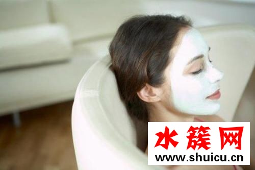 冬季敷面膜的方法