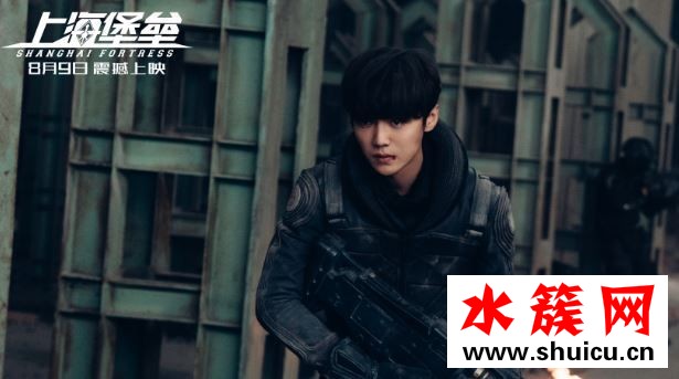 關曉彤探班鹿晗撒狗糧怎么回事