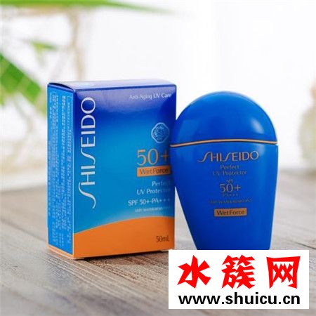 資生堂藍胖子和安耐曬哪個好用 資生堂藍胖子和安耐曬區別 資生堂藍胖子和安耐曬哪個好用