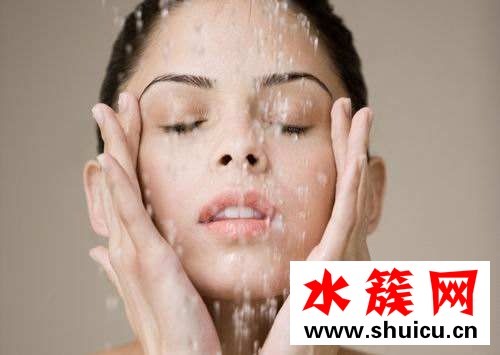 適合油皮痘肌的洗面奶有哪些 痘痘肌油皮洗面奶推薦 適合油皮痘肌的洗面奶有哪些