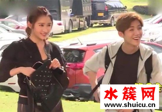 關曉彤為鹿晗慶生 關曉彤為鹿晗慶生什么情況 關曉彤為鹿晗慶生