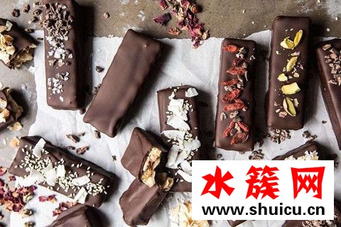 腳后跟干燥是怎么回事