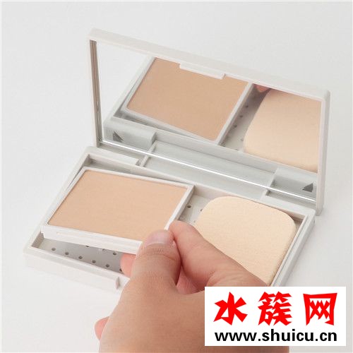 內(nèi)行人都愛的muji推出專屬彩妝盤！一盤就能放進6種彩妝