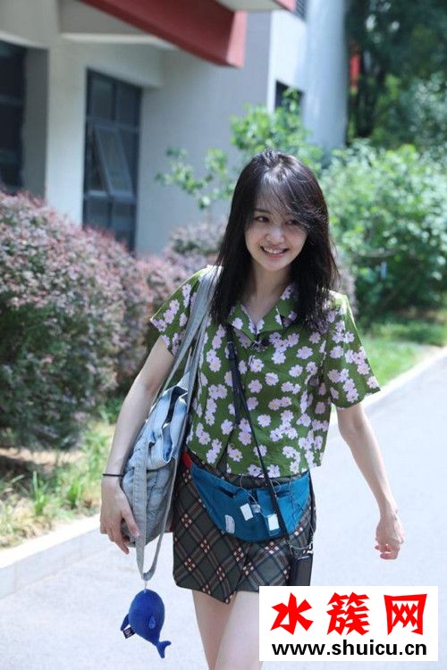 鄭爽和媽媽同框怎么回事