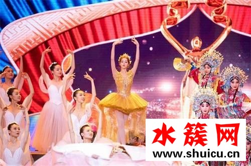 驚呆了!迪麗熱巴摔倒 這到底是個(gè)什么梗? 迪麗熱巴摔倒