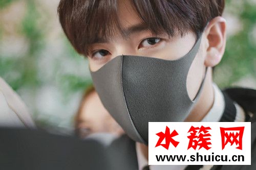 青春有你胡春楊是誰 胡春楊個人資料照片撞臉鹿晗邊伯賢 青春有你胡春楊是誰