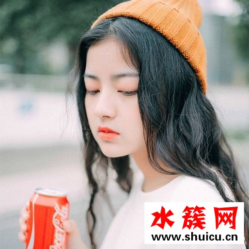 涂防曬霜長(zhǎng)痘怎么辦 痘痘肌用什么防曬霜好 涂防曬霜長(zhǎng)痘痘怎么辦