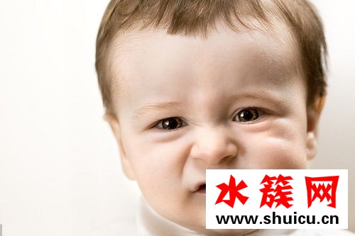 寶寶容易上火是奶粉的問題嗎