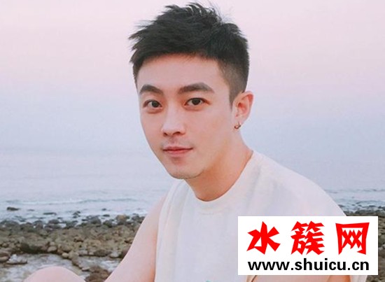 少年的你易烊千璽發型 男生兩邊鏟發型的4種剪法 少年的你易烊千璽發型