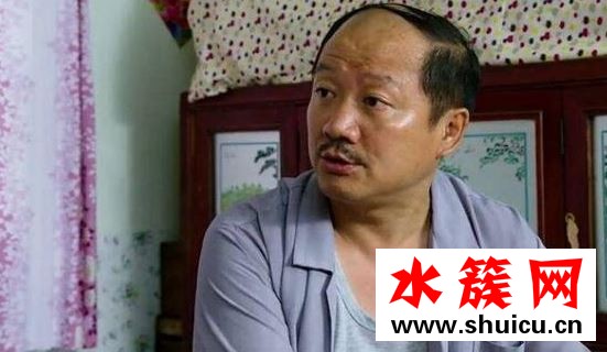 你為什么推人那小女孩什么梗