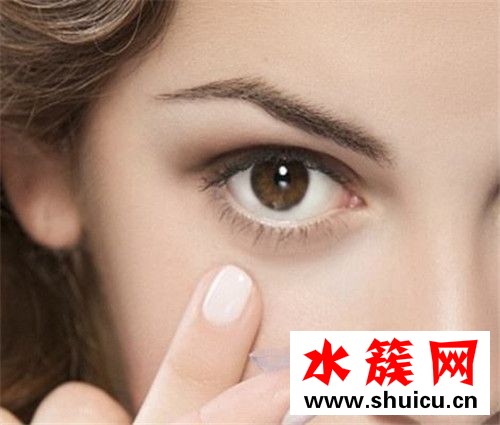 長期戴美瞳角膜缺氧怎么回事