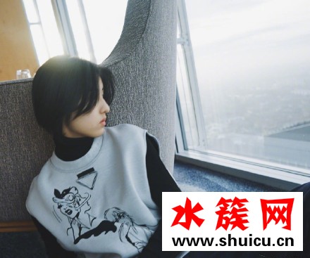 張子楓紅毯發型