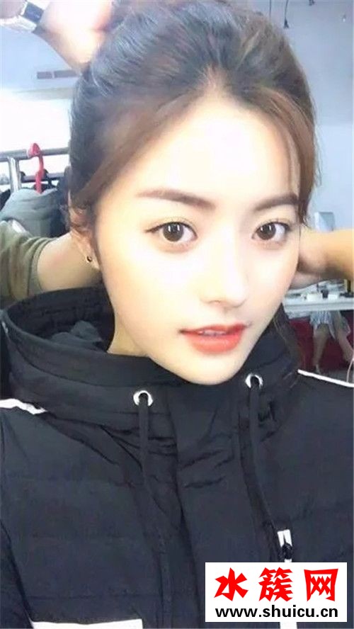 胡一天前女友是誰 胡一天前女友喬璇照片個人資料 胡一天前女友是誰