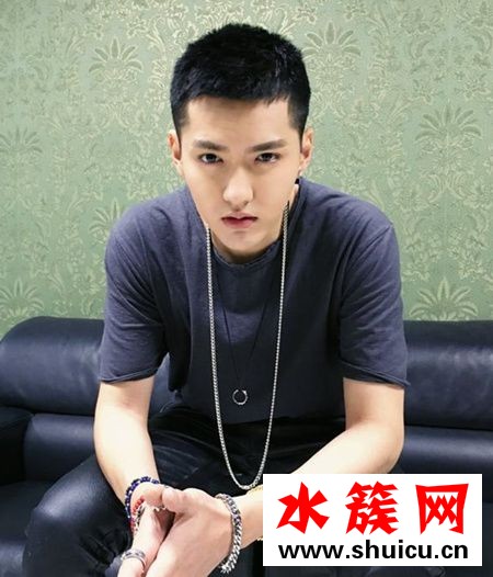 吳亦凡現在的發型是什么發型 吳亦凡2019最新發型照片 吳亦凡2019最新發型照片