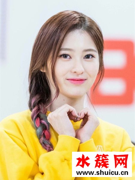 頭發厚夏天留什么發型