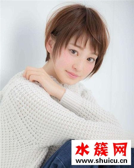 圓臉小個子女生適合剪短發(fā)理由 圓臉小個子女生適合的短發(fā)類型 圓臉小個子女生適合剪短發(fā)理由