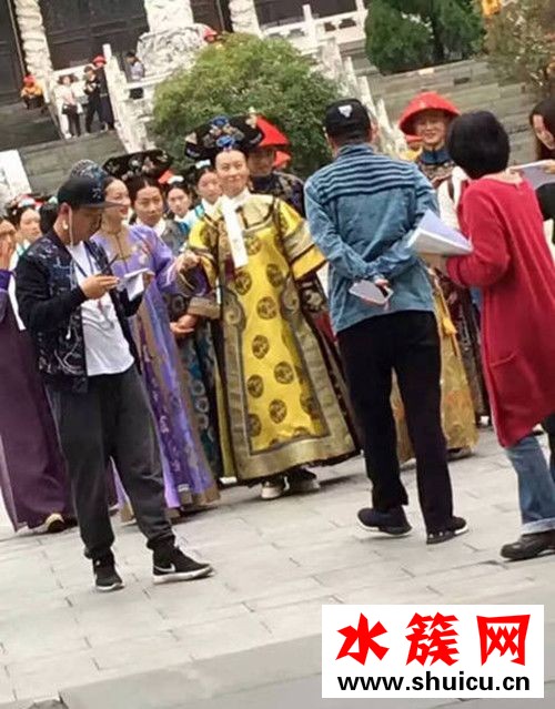 《如懿傳》周迅霍建華片場花絮照曝光 兩人有說有笑 如懿傳花絮照