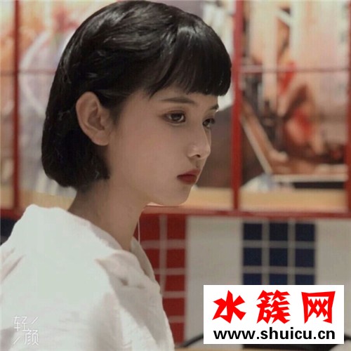 好看的短發發型女生圖片