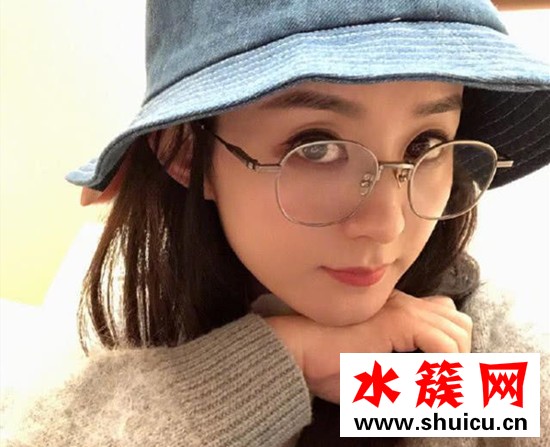 趙麗穎冬至求餃子是什么情況 趙麗穎手寫冬至快樂提醒大家吃餃子 趙麗穎冬至求餃子是什么情況